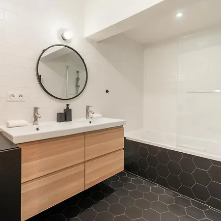 Sereners - Charming Serviced - Beaugrenelle Apartmán